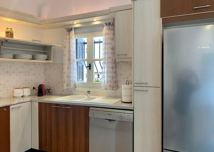 Porta Modern And Hospitable * Naxos City